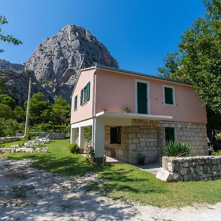 Lovely Apartment In Omis With Kitchen Екстер'єр фото