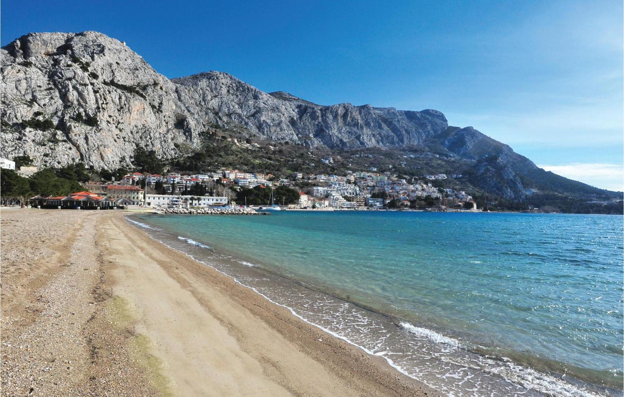 Lovely Apartment In Omis With Kitchen Екстер'єр фото