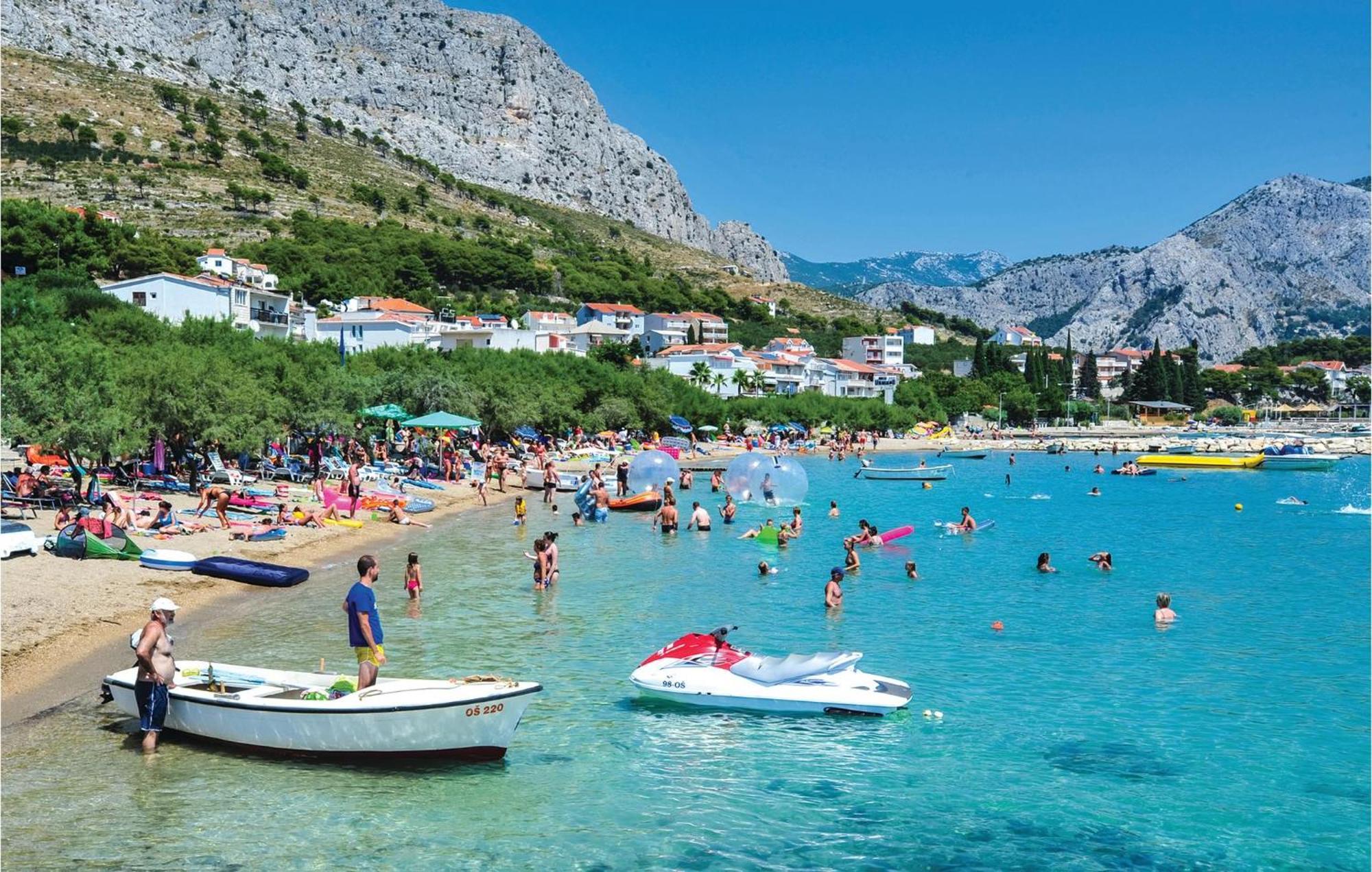Lovely Apartment In Omis With Kitchen Екстер'єр фото