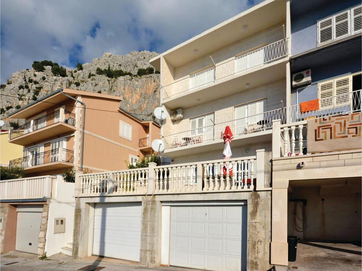 Lovely Apartment In Omis With Kitchen Екстер'єр фото